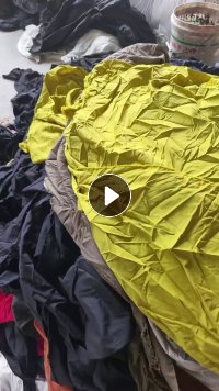 长期出售氨纶废布，涤纶废布，牛津布，春亚纺边角料，统货出，在浙江湖州