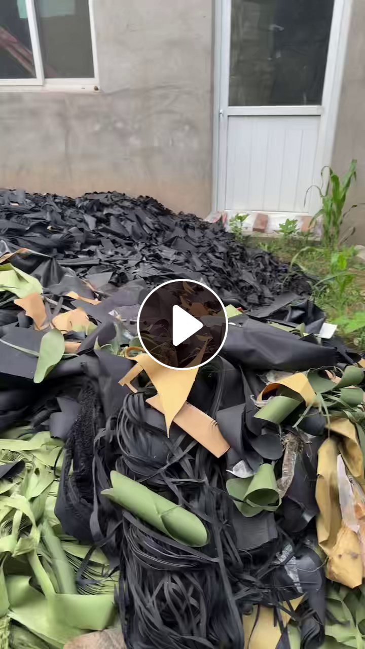 长期出售做月亮椅下来的牛津布边角料，pe布边角料，统货走，现货十几吨，货在河北廊坊