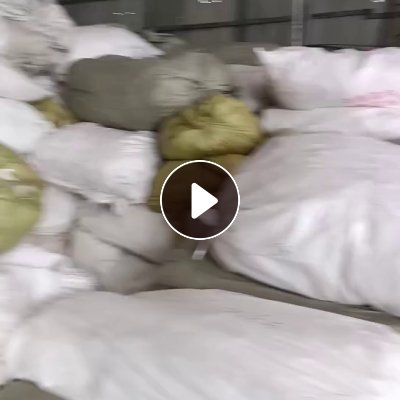 长期出售涤纶除尘布袋边角料，除尘布袋，有些是覆膜的，月供10吨左右，货在河北沧州
