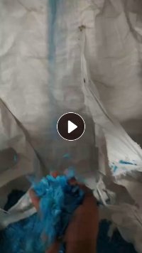 长期出售蓝色涂料桶破碎料跟花桶破碎料