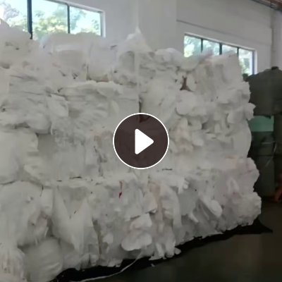 长期出售水刺布厂下来的涤纶木浆无纺布，涤纶无浆无纺布大块布，涤30，木浆70，现货13米一车