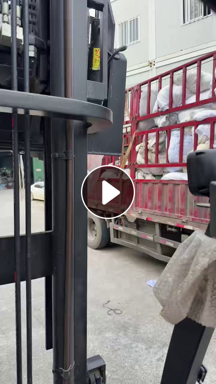 长期出售旧衣服大白，旧衣服二白，白料，开花料，大白月供几十吨，在广东惠州