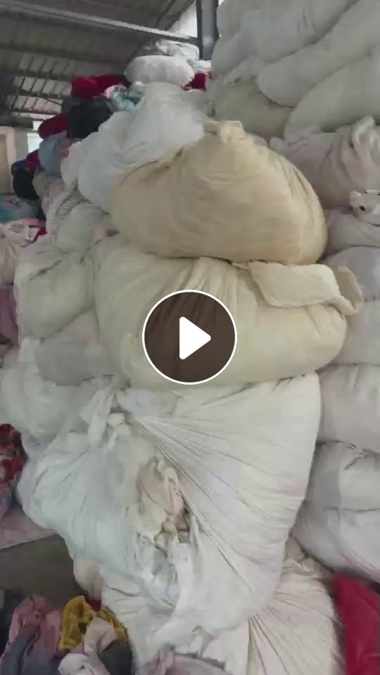 长期出售旧衣服黑料，燃烧料，现货6.8车，在安徽六安