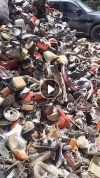 长期出售整个摩托车车灯，秒表盘，线之类的，都没有拆解