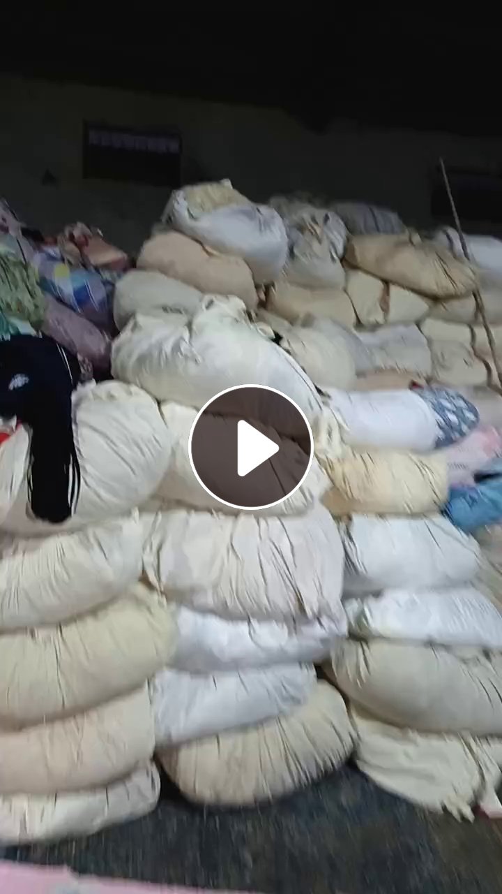 长期出售旧衣服大白，大白开花料，现货七八吨，货在山东济南