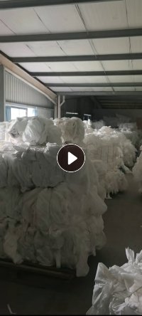 长期出售涤纶木浆无纺布，PP木浆无纺布，统货走，现货有9.6米一车，货在浙江杭州