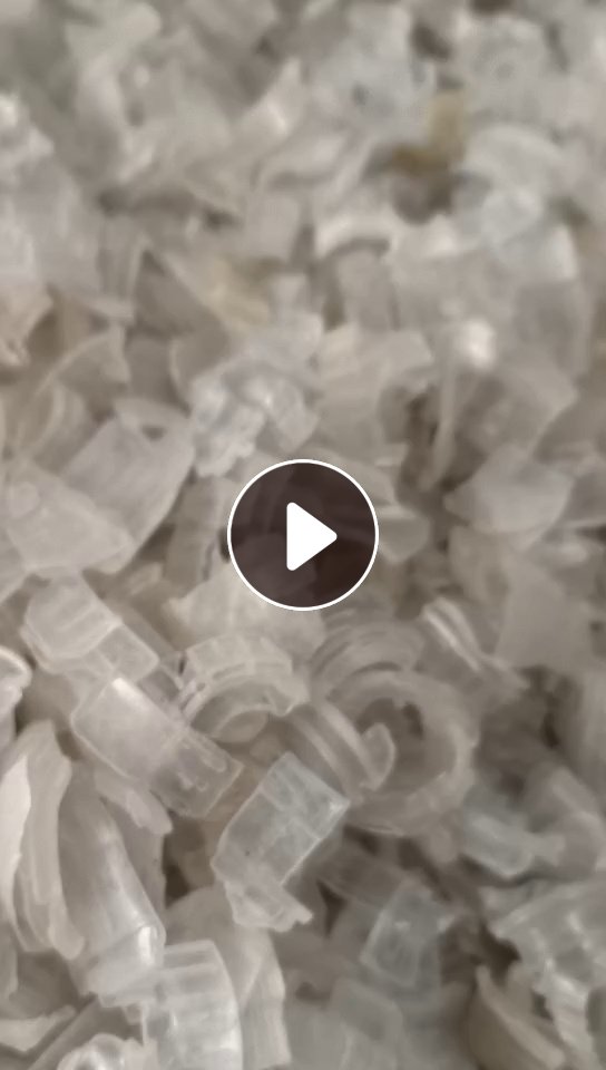 长期出售PC酒瓶盖破碎料，现货70-80吨