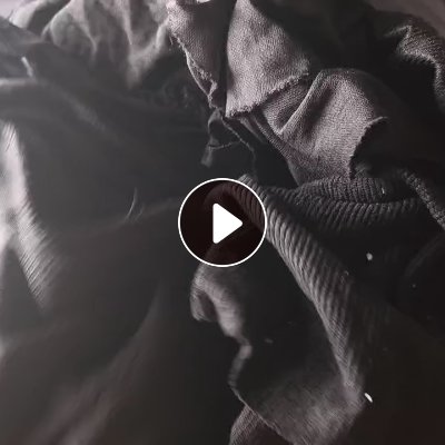 长期出售黑色涤纶废布，涤纶边角料，针织梭织都有统货走，现货9.6米一车，货在浙江绍兴