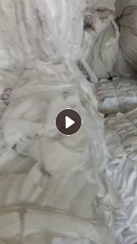 长期出售白色口罩边角料，涤纶，涤棉都有，月供20吨左右，货在广东肇庆