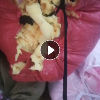 长期出售玩具边角料，涤纶废布，涤纶造粒布，一袋一种颜色，月供二三十吨，货在河北沧山