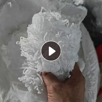 长期出售羊毛衫加工厂下来的羊毛衫边角料，也有处理的毛纱，处理纱，货在江苏宿迁