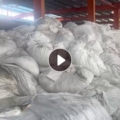 长期出售白色涤纶废布，涤纶磨毛布，含水20%，月供30吨，货在山东潍坊