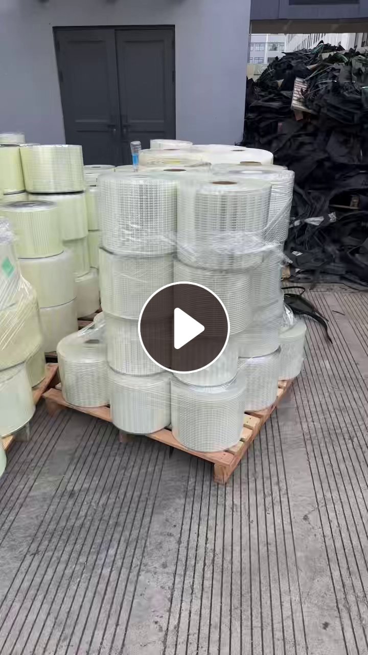 出售PET卷膜，厚度几丝，每个月两挂