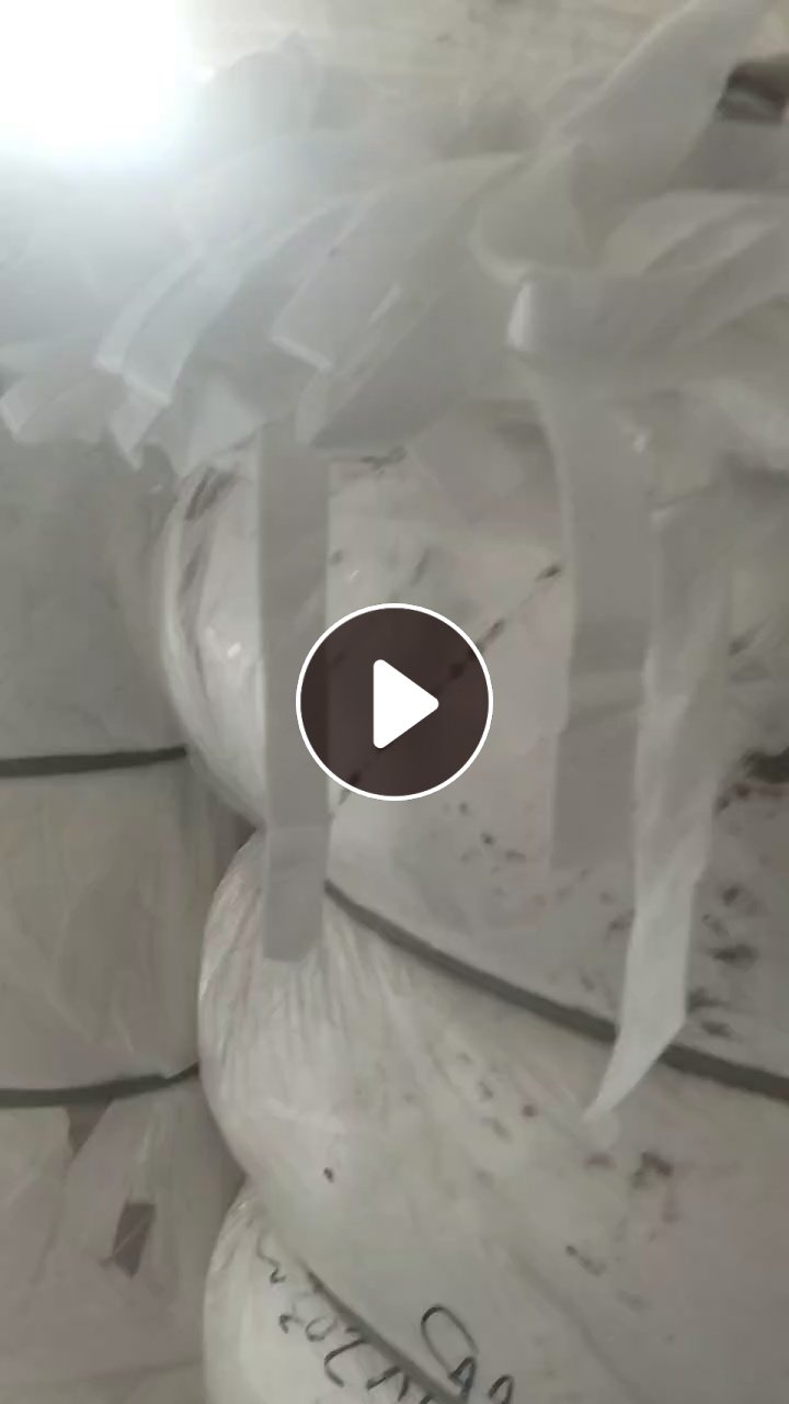 长期出售白色无纺布边角料，熔喷布复合涤粘无纺布，可开花做隔音棉，吸音棉，月供20吨