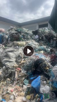 出售打包带毛料，PP和PET混合，从编织袋里挑出来的，部分打包了，现货13米装不完