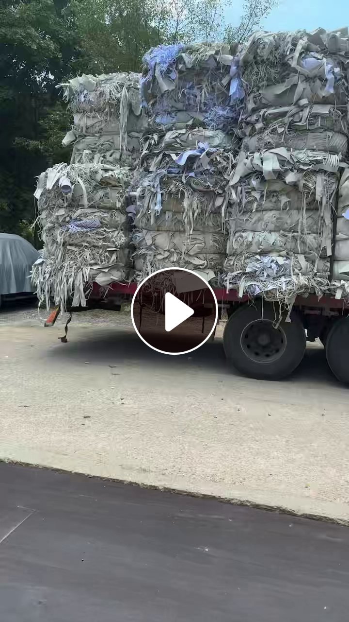 长期出售黑色白色EVA废料，现货17.5一车