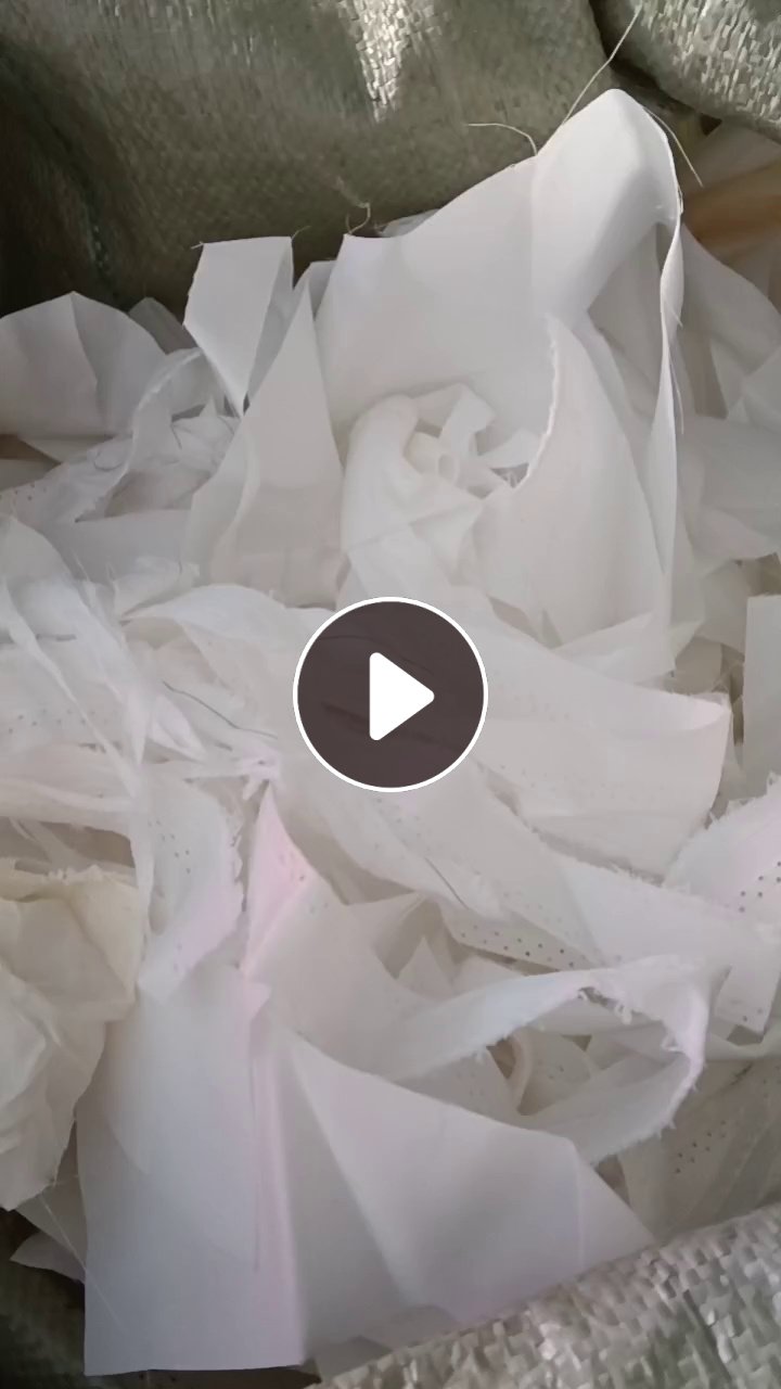 长期出售白色涤纶开花料，涤纶废布，主要是做婚纱下来的边角料，只能开花用，现货有80吨