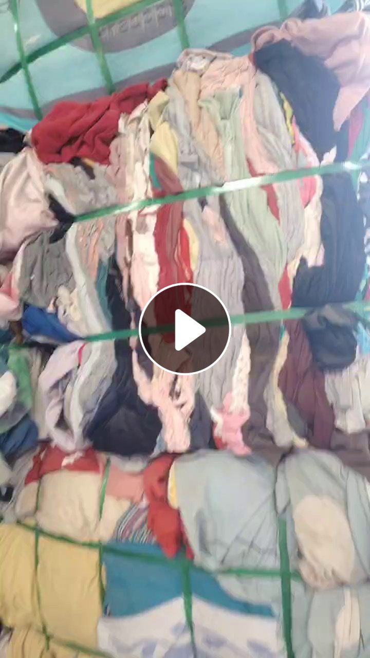 长期出售旧衣服擦机布原料，纯棉涤棉都有，现货23吨，货在甘肃张掖