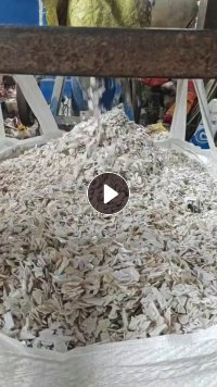 长期出售PVC大小管破碎料，水破，水分3个点，含量高的时候小管占50%