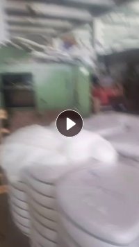 厂家大量出售库存纱线，有全涤纱线，也有全毛纱线含30毛也有，花捻机做的成品纱，有大批号也有小批号