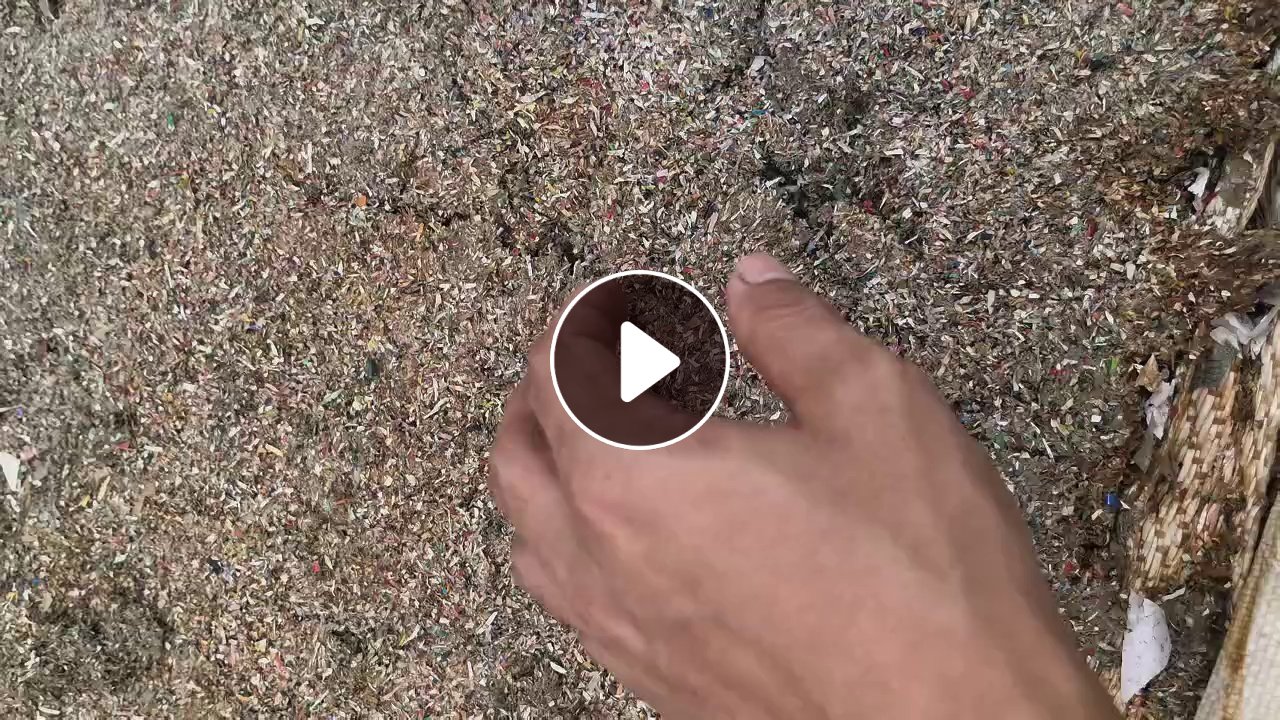 长期出售PVC商标纸磨粉转筛出来的废纸浆