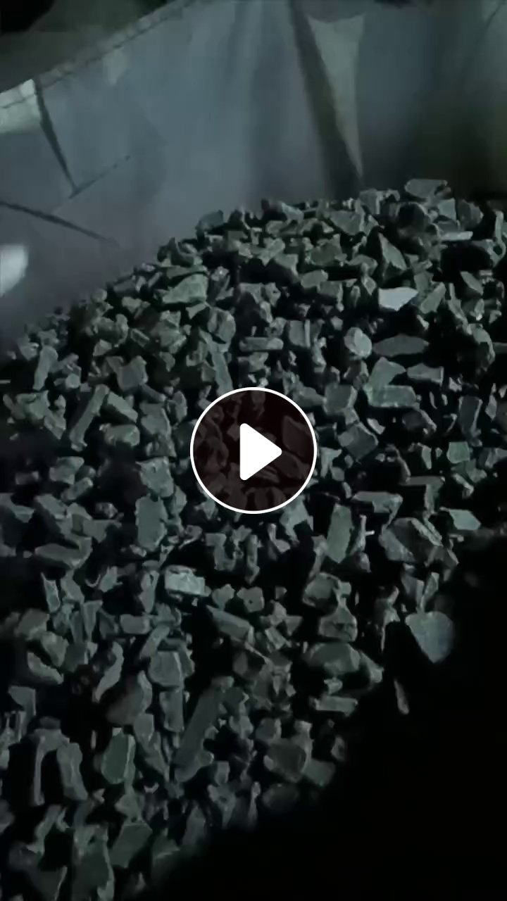 出售黑色水果筐破碎料，过16筛网，现货20几吨