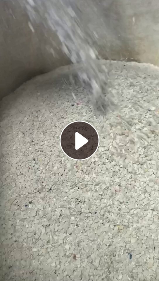 长期出售小白乙破碎料，现货10吨，两个水池甩干风选