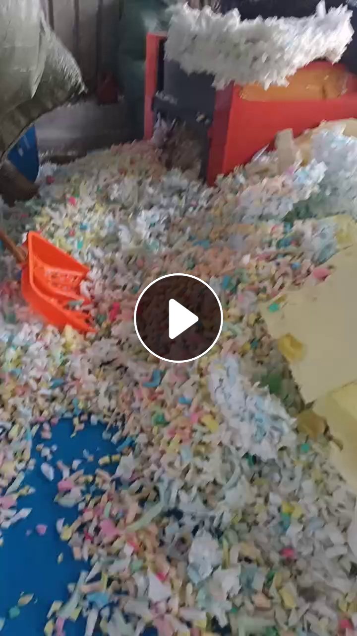 长期回收高回弹海绵，海绵边角料，要求不带皮，破碎好的没破碎的都可以用，做包材用，月需9.6米三车