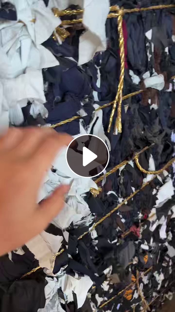 长期出售服装下脚料，服装碎布，花料，现货有13米一车，货在辽宁沈阳
