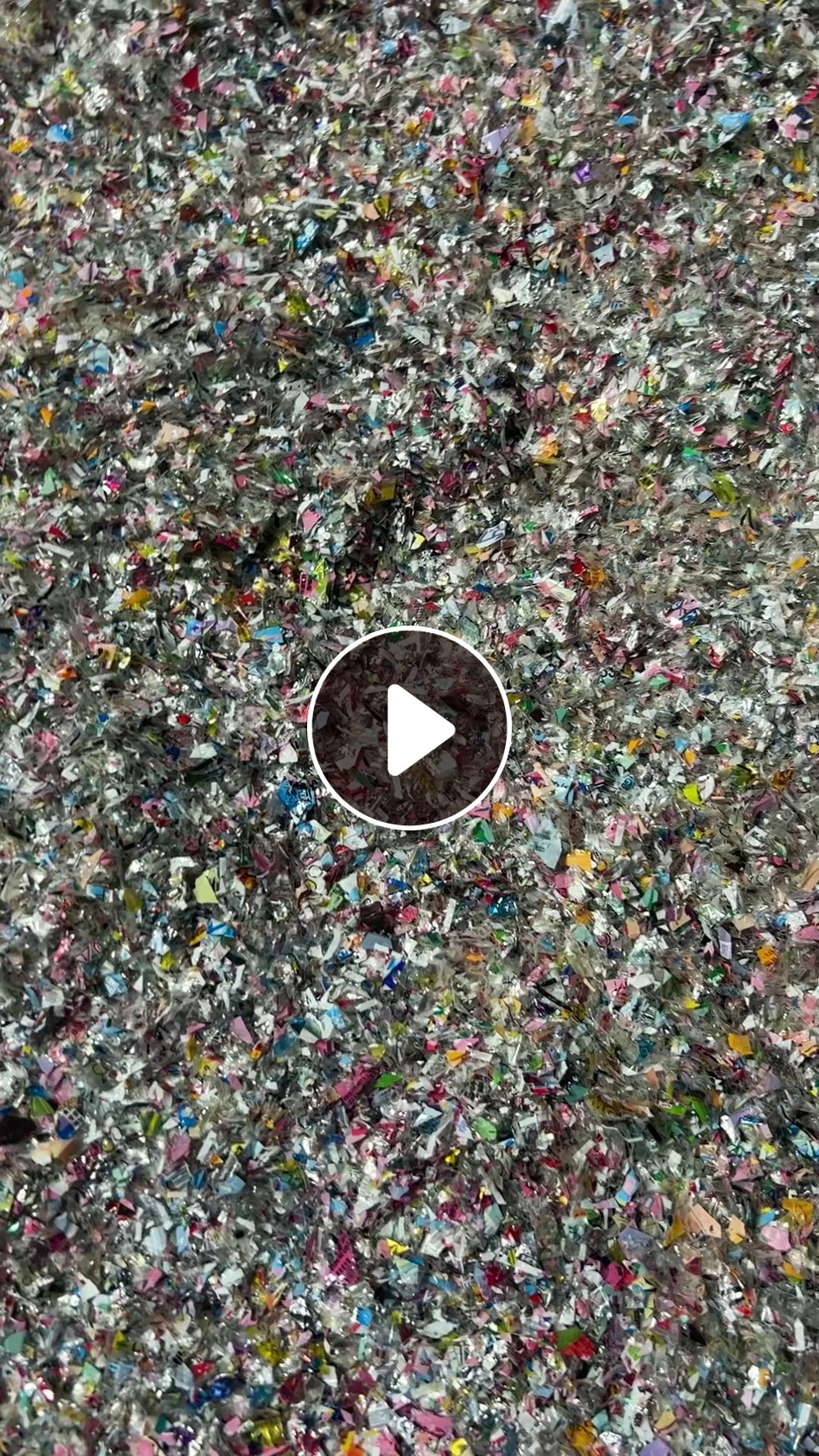 出售PVC热缩膜膜破碎料月供200吨供压延，拉片，水塔料