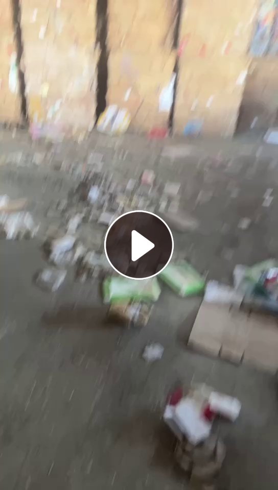 长期出售纯黄板纸压块，花纸箱压块