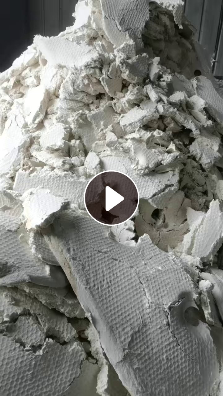 长期出售纯白口杯纸纸浆，含水量55%左右，过压力筛