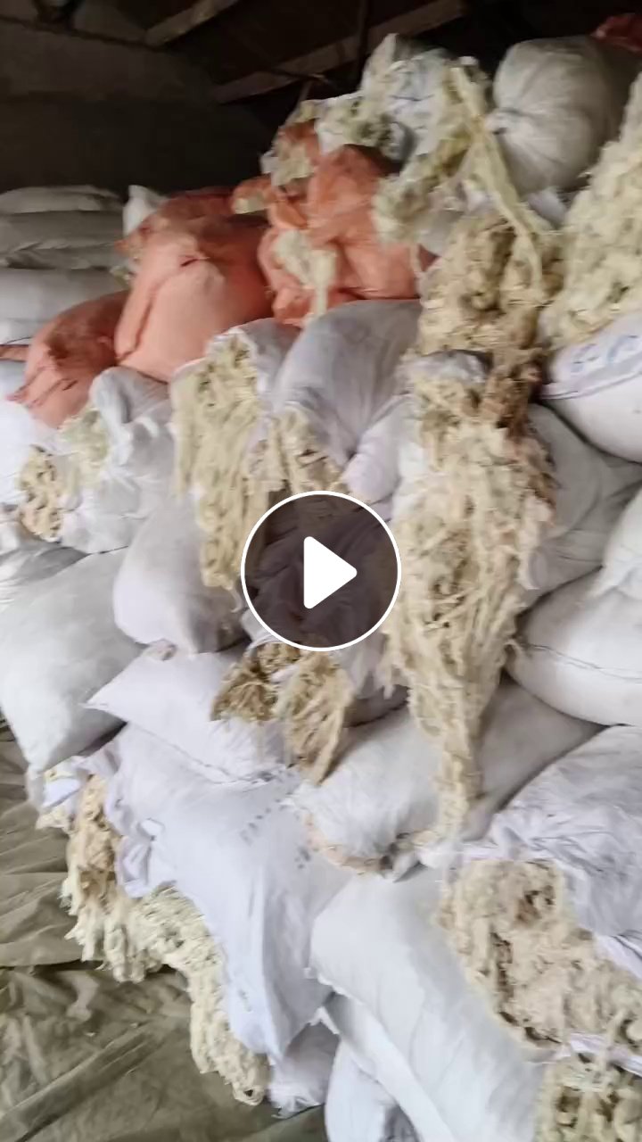 出售洗过的广东蓝纱，95棉长纱，废棉纱，含水17%，现货有9米6一车，货在安徽六安