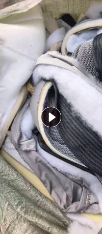 长期出售床垫厂边角料，床垫边料，有带海绵的，也有带丝棉的，货在山东菏泽