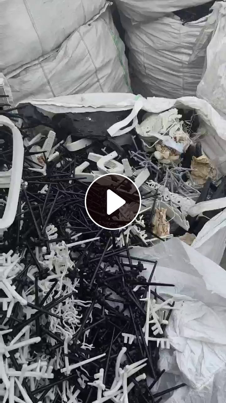 出售单双六尼龙破碎料，加纤尼龙破碎料，现货100吨
