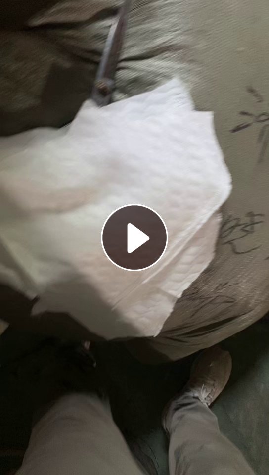 长期出售床垫厂下来的白色空心丝，空心丝下脚料，现货十吨左右，货在山东济南