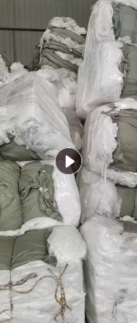 长期出售热风无纺布，都是卫材厂或者尿不湿厂下来的热风无纺布边角料，可以开花用，货在湖北荆州