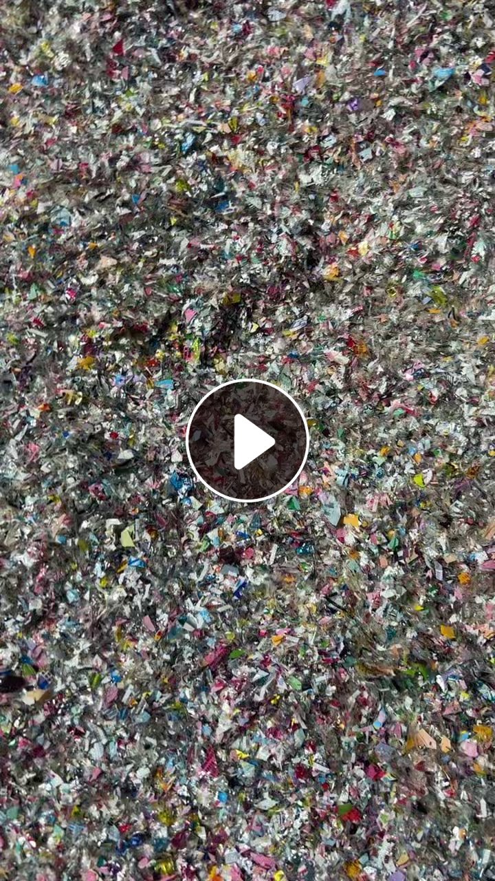 长期出售PVC热缩膜商标纸破碎料，月供200+