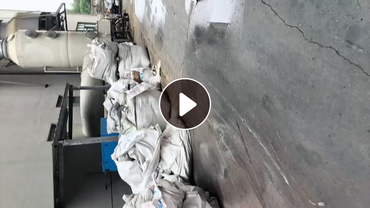 长期出售pe全新料机头料，厂家直接下来的，现货几十吨