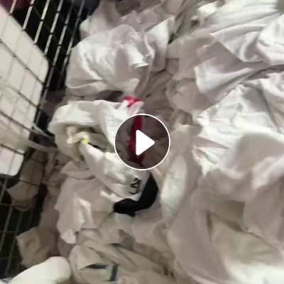 长期出售旧衣服棉白，可以开花用，每个月有100多吨，货在浙江温州
