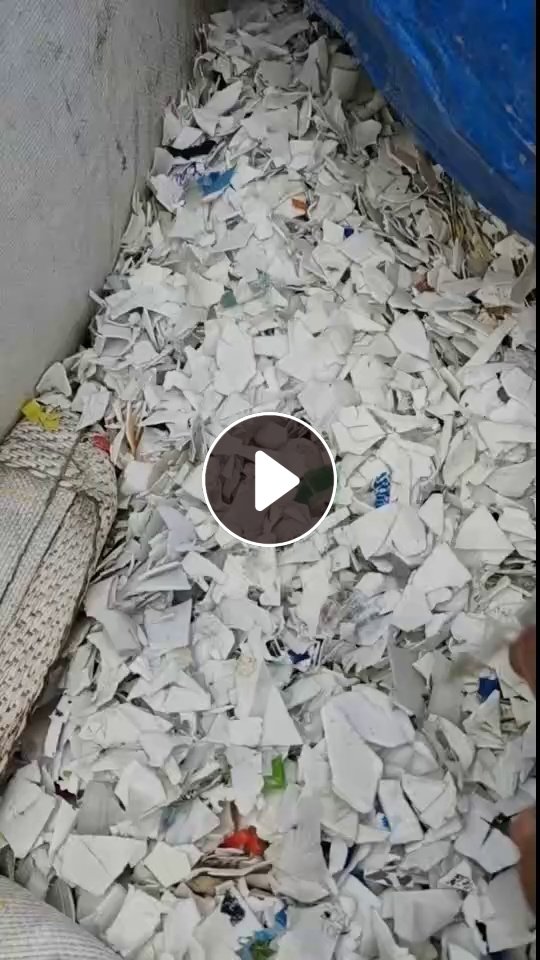 长期出售娃哈哈破碎料，小白乙破碎料