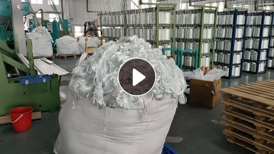 长期出售织布厂下来的玻璃纤维废丝，玻璃纤维废纱，毛毛纱，月供三十吨左右，货在江苏盐城