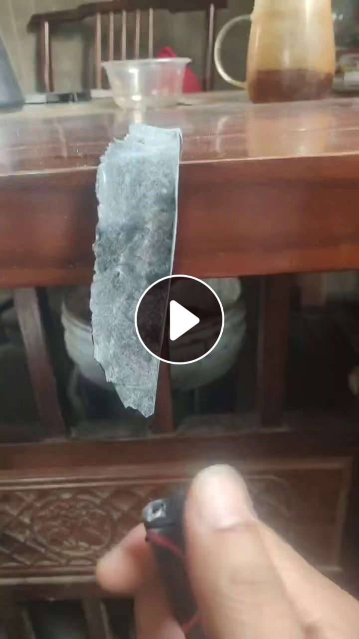 出售汽车挡风玻璃废料，中间含胶，现货100多吨