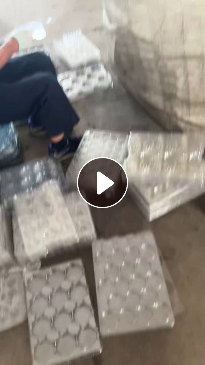长期出售PET吸塑盒废料，每月9-10吨左右
