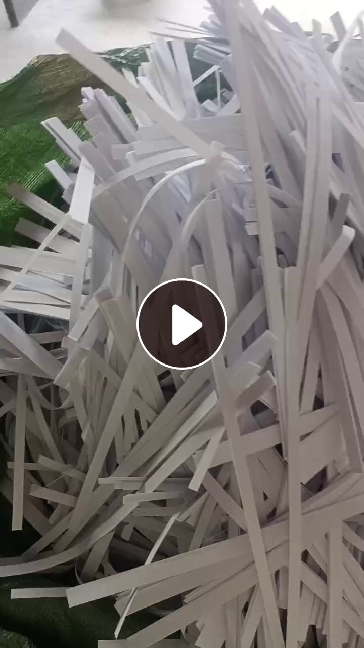 厂家长期出售纯白双胶纸边、铜版纸边，分开存放